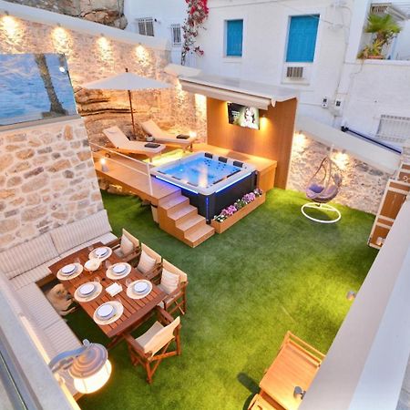Villasonboard Rock Villa 3 Bed, 3 Bath, Jacuzzi, Seaside Ermioni Dış mekan fotoğraf