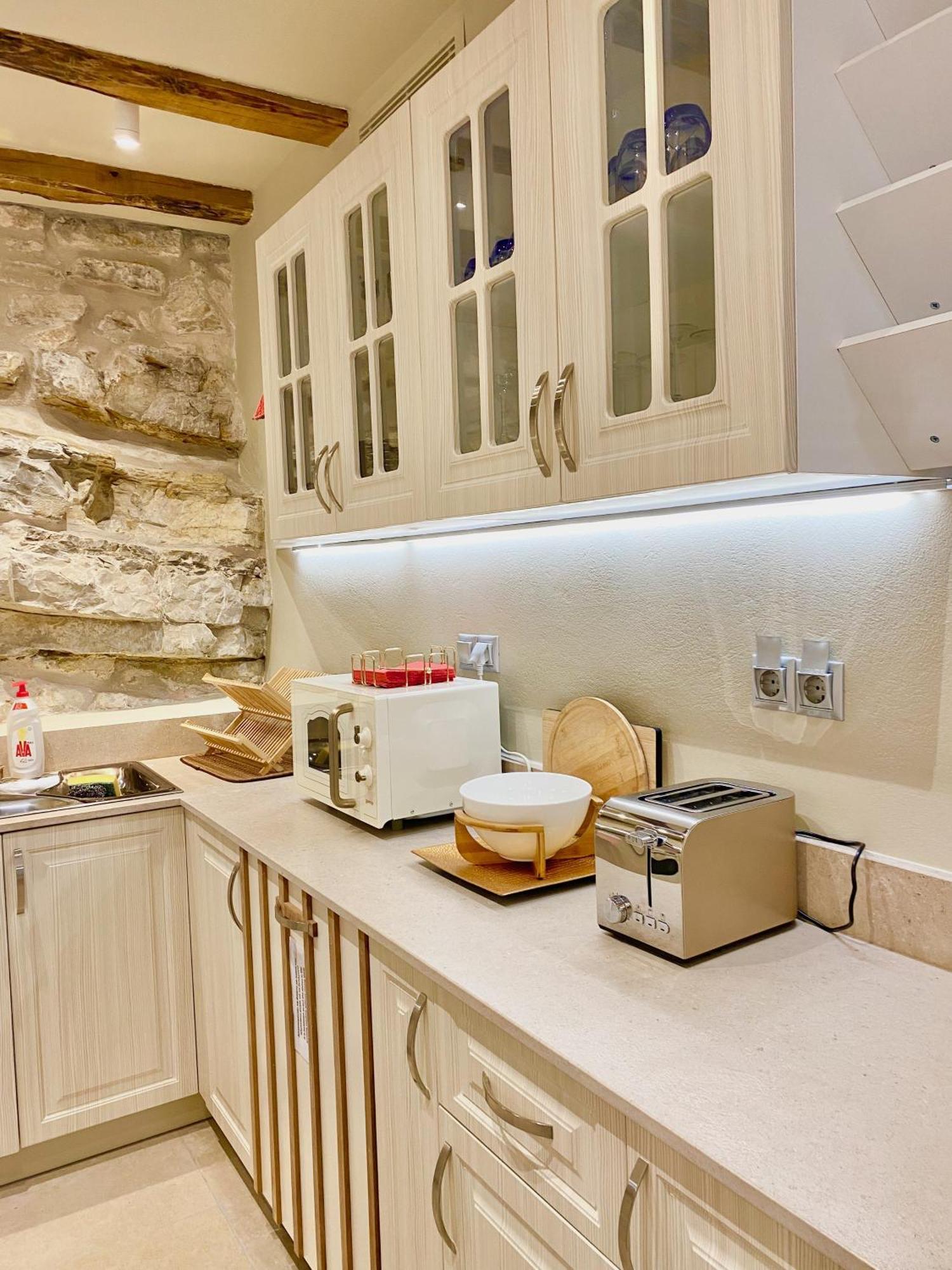Villasonboard Rock Villa 3 Bed, 3 Bath, Jacuzzi, Seaside Ermioni Dış mekan fotoğraf