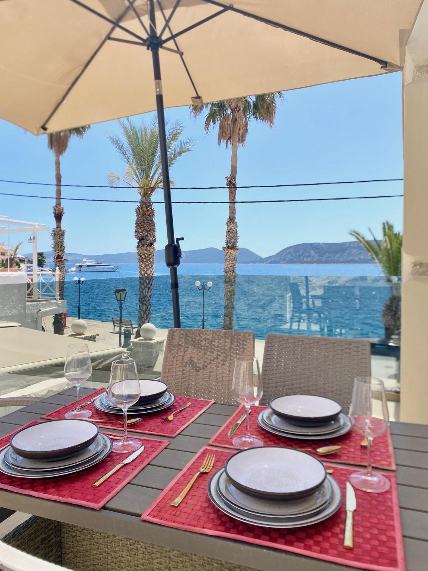 Villasonboard Rock Villa 3 Bed, 3 Bath, Jacuzzi, Seaside Ermioni Dış mekan fotoğraf