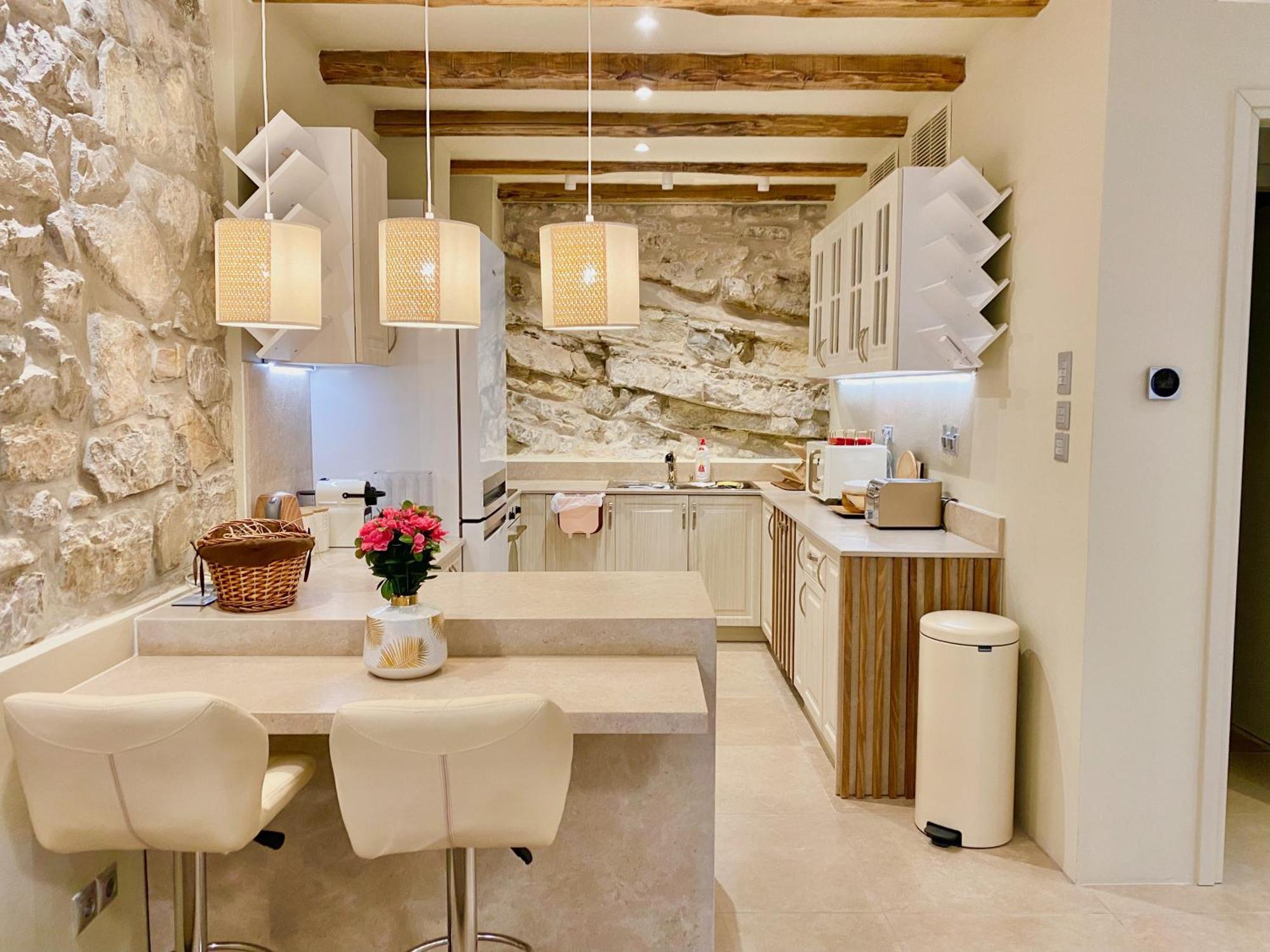 Villasonboard Rock Villa 3 Bed, 3 Bath, Jacuzzi, Seaside Ermioni Dış mekan fotoğraf